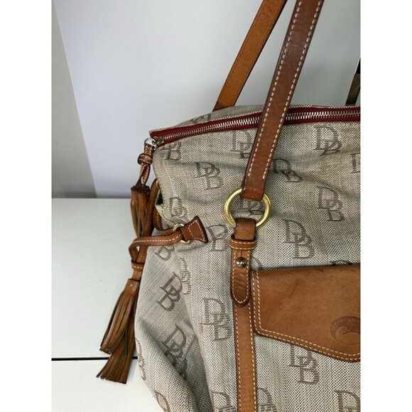 Dooney Bourke The Smith Bag Black Beige DB Logo Florentine Leather Large Tote - Picture 8 of 12